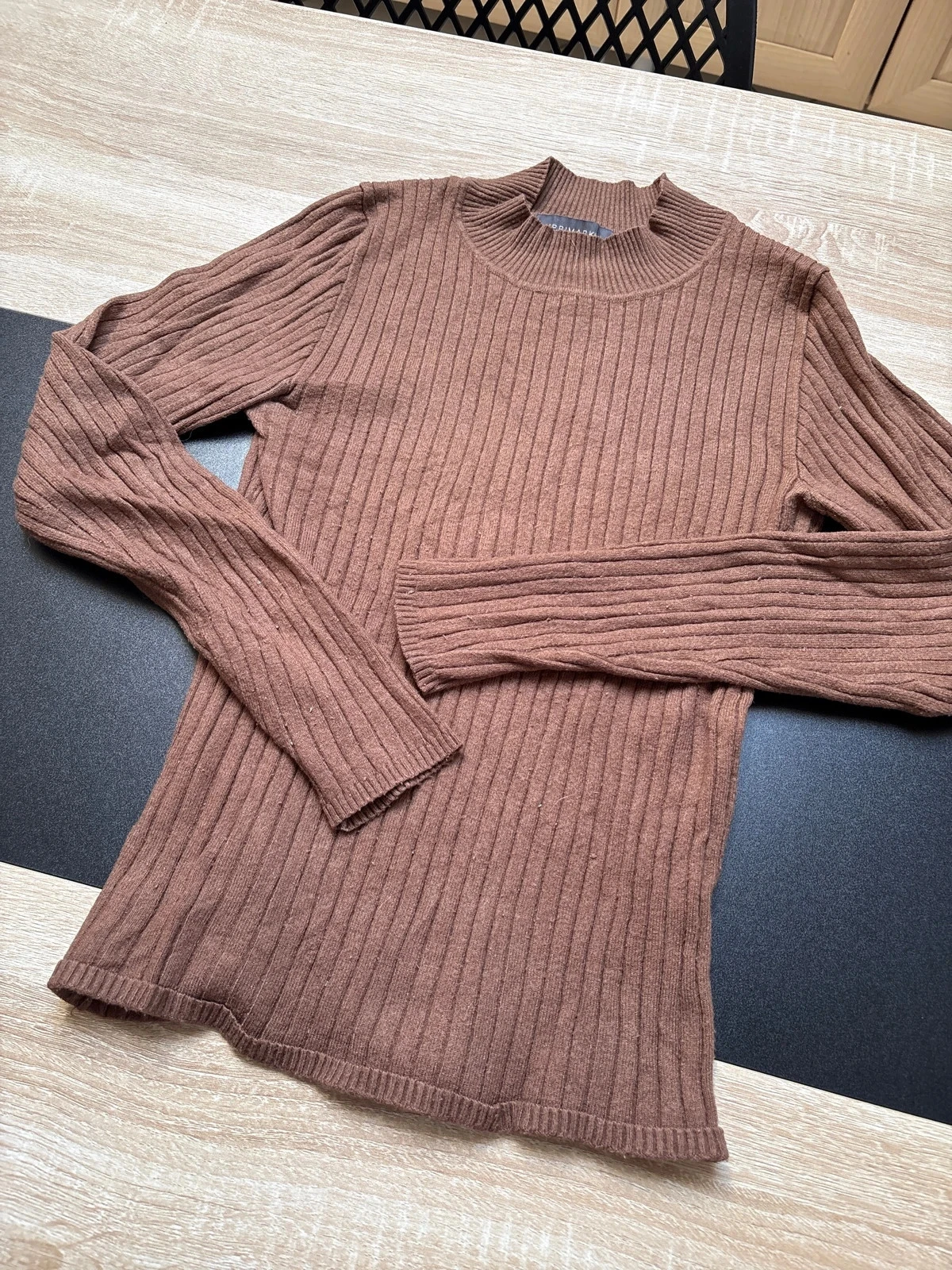 Blusa leve cor camelo tamanho S – photo 2